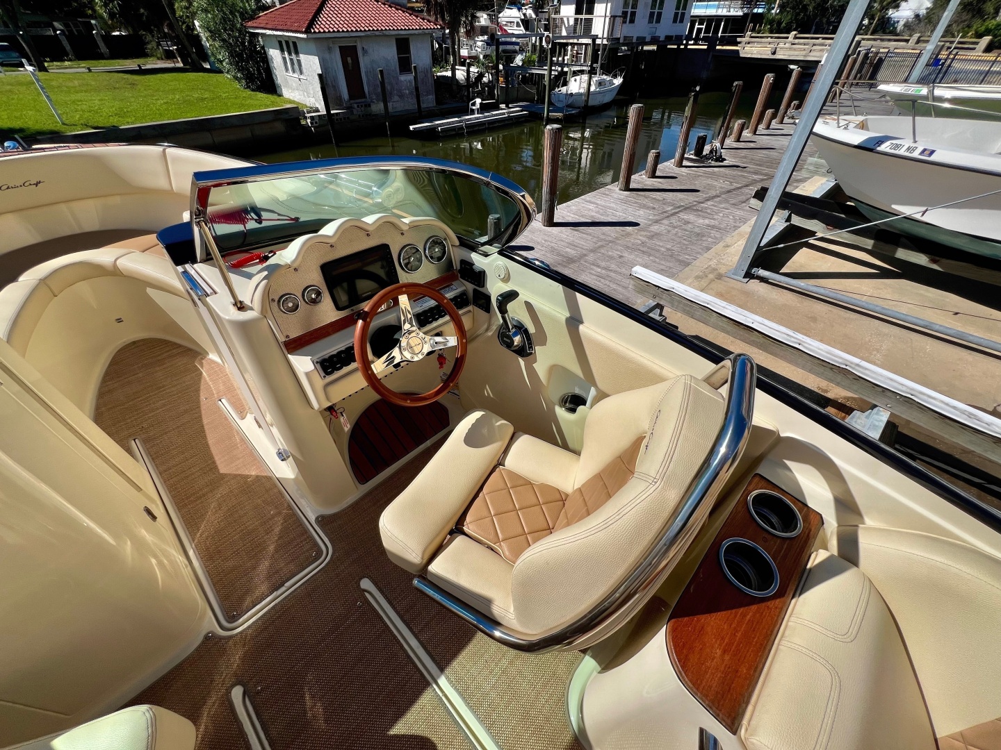2020 Chris-Craft Launch 27
