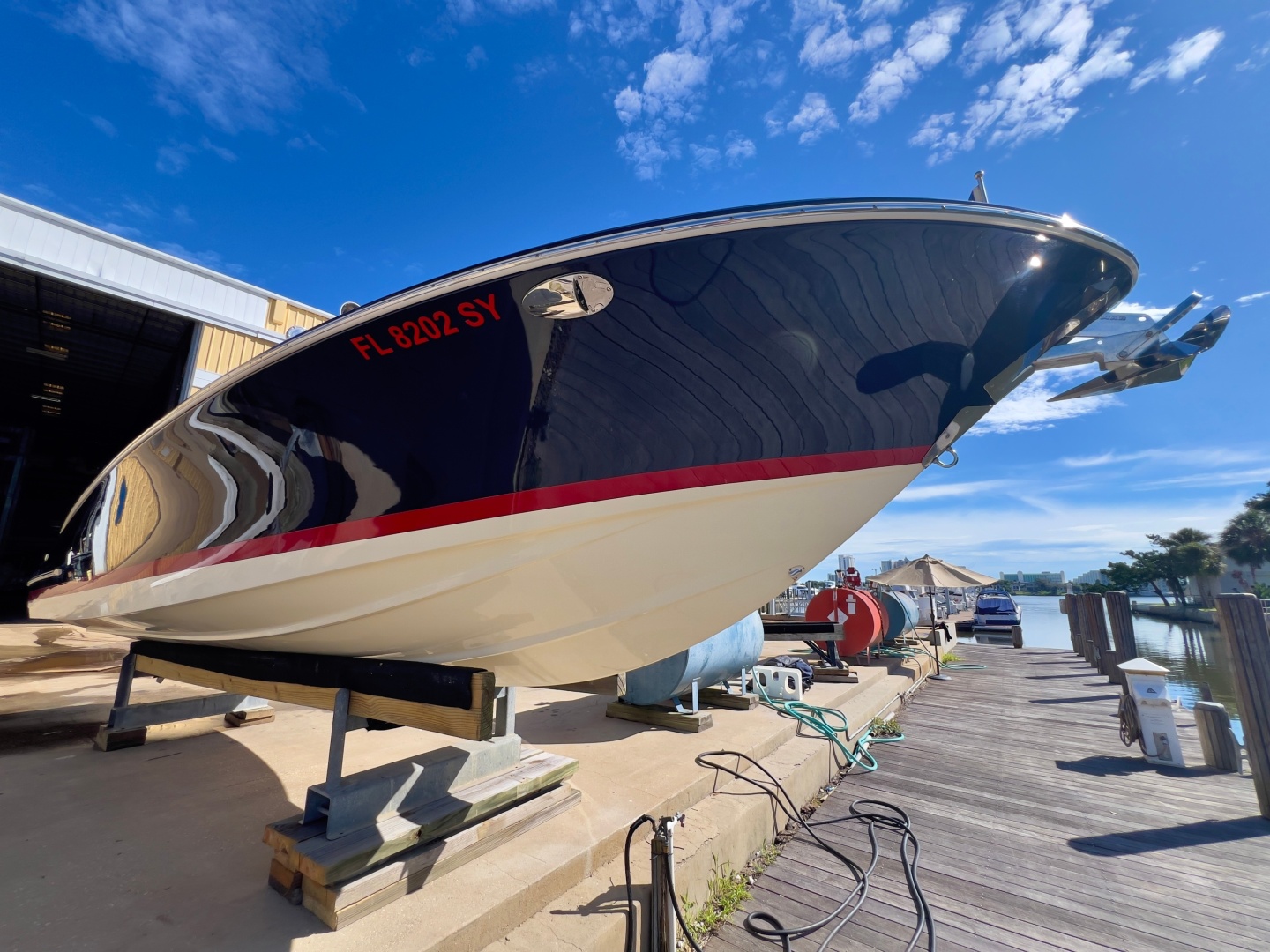 2020 Chris-Craft Launch 27