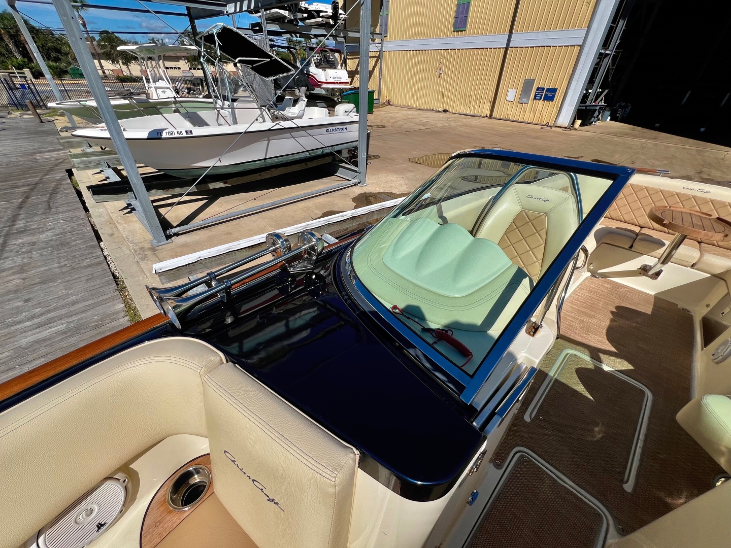 2020 Chris-Craft Launch 27