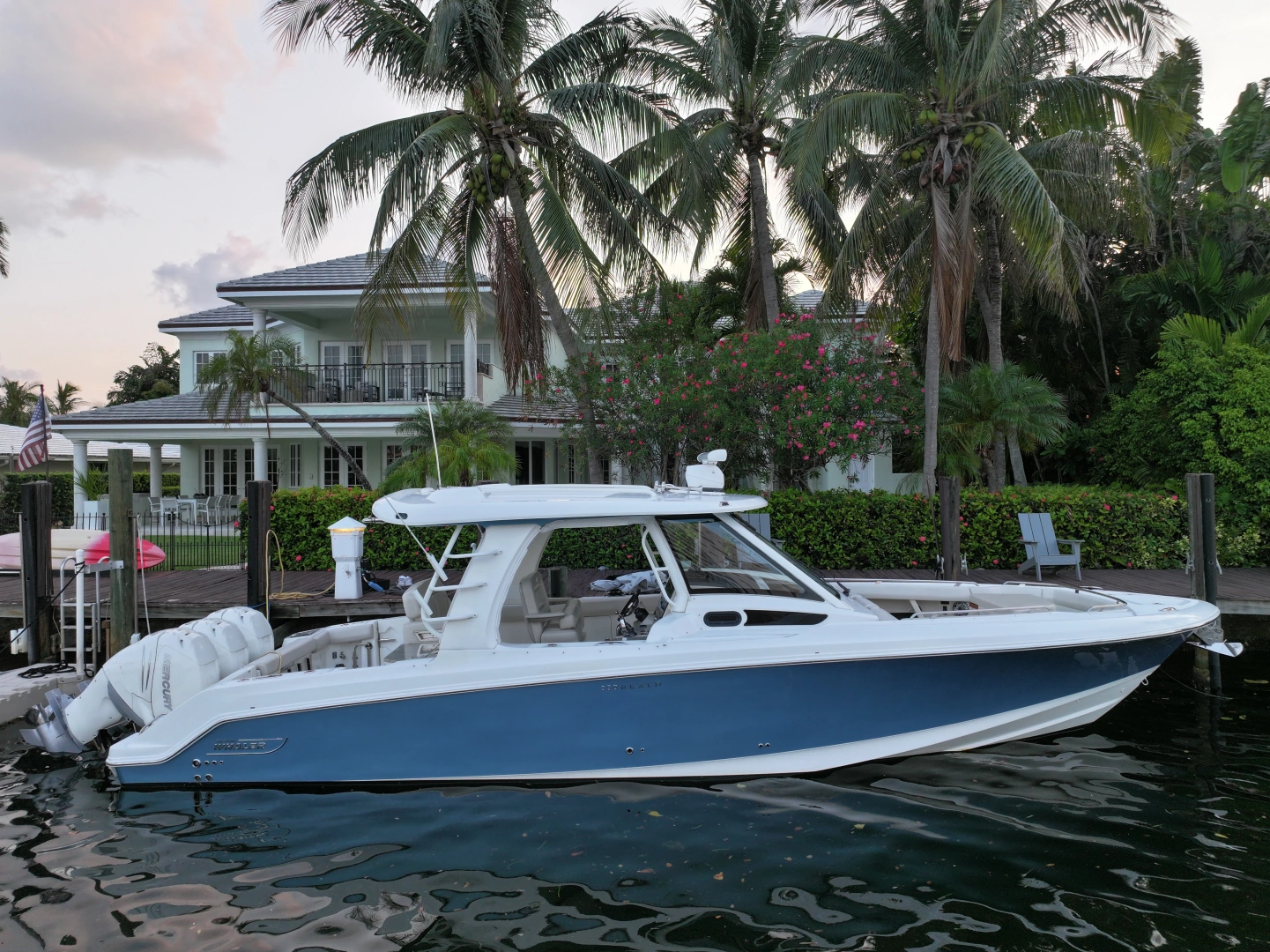 2021 Boston Whaler, photo 1 of 1
