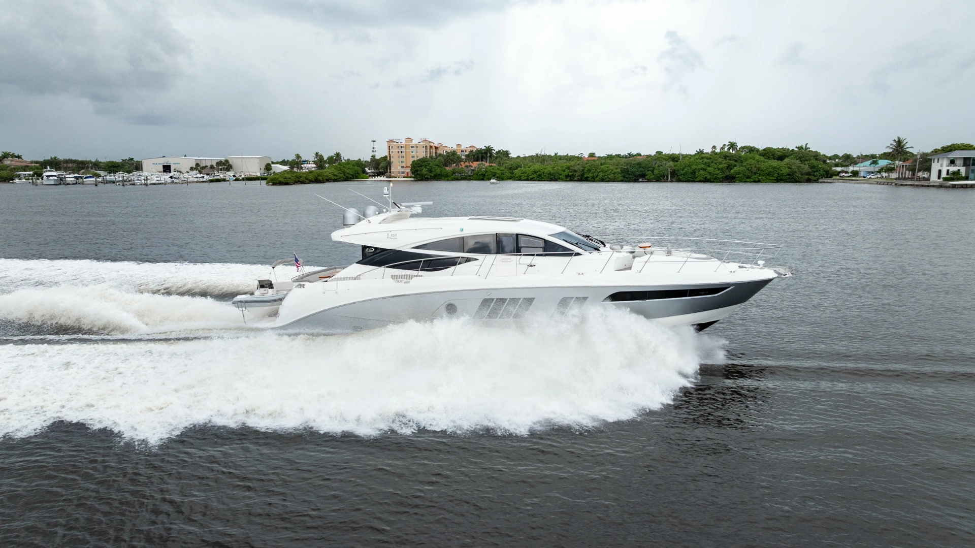 Sea Ray L65 Yacht For Sale