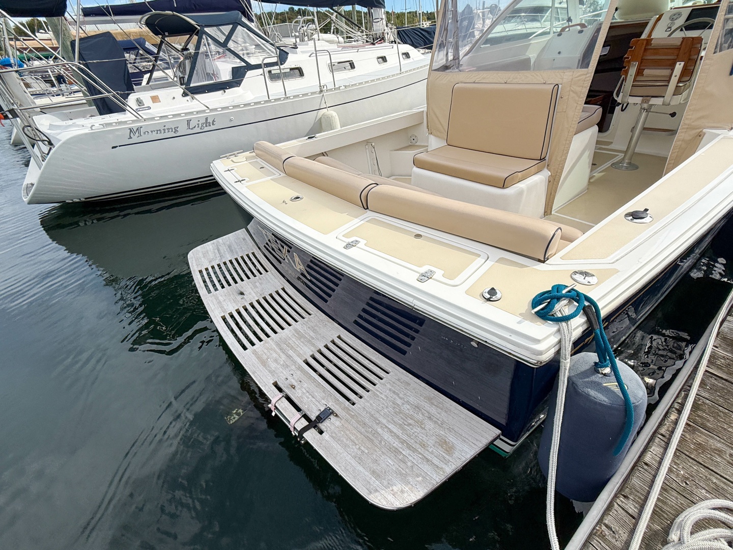 2004 Hunt Yachts SurfHunter 29 — photograph 3