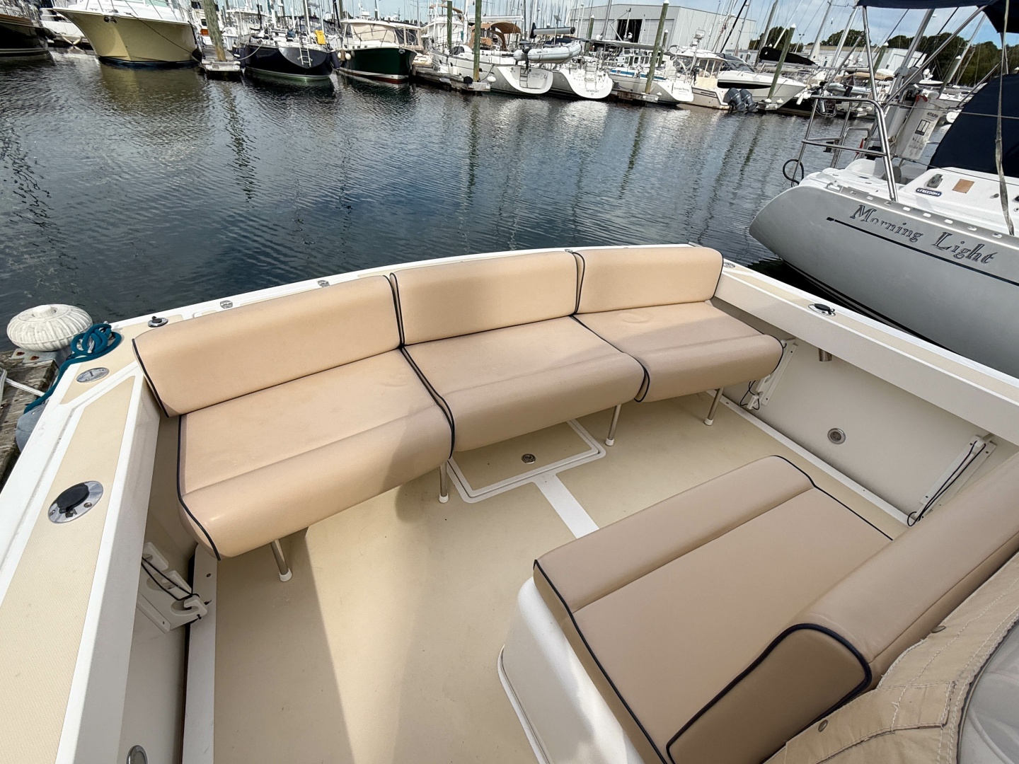 2004 Hunt Yachts SurfHunter 29 — photograph 5