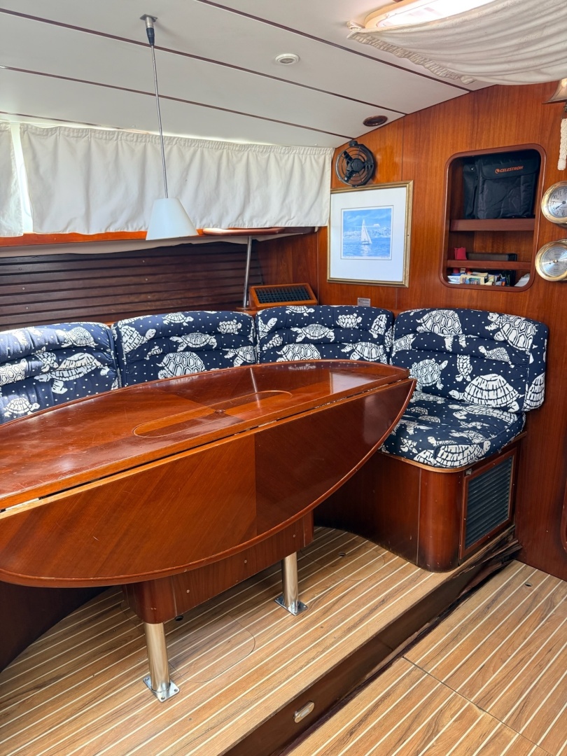 Southern Rain 44ft Beneteau Yacht For Sale Southern Rain 44ft Beneteau Yacht For Sale