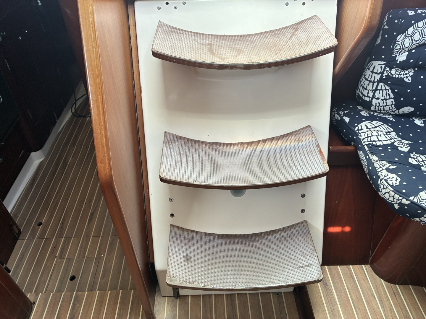 Southern Rain 44ft Beneteau Yacht For Sale Southern Rain 44ft Beneteau Yacht For Sale