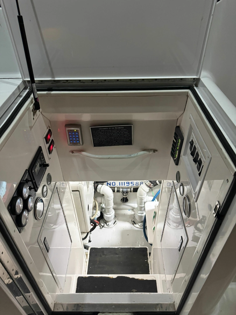 Viking 52 Convertible Yacht For Sale
