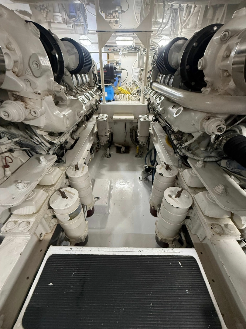 Viking 52 Convertible Yacht For Sale