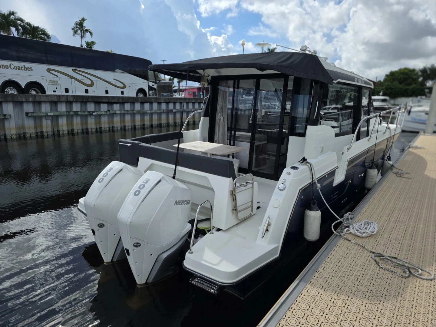 2022 Jeanneau NC 1095, photo 1 of 14