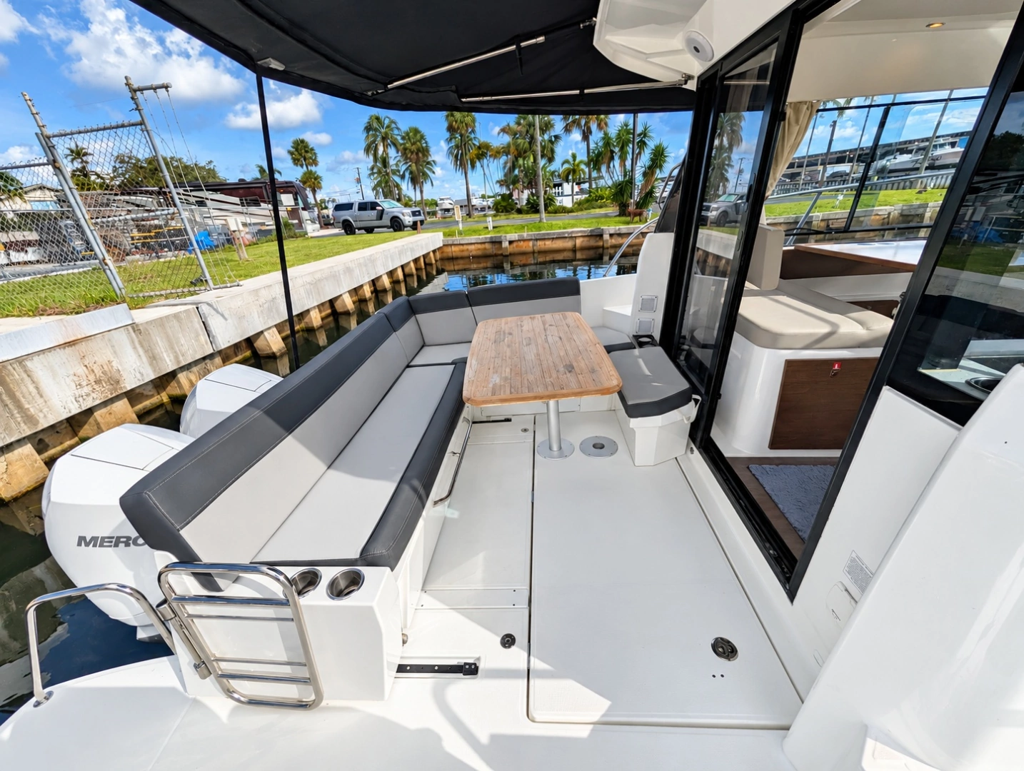 Jeanneau NC 1095 Coupe Yacht For Sale