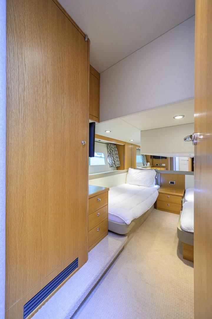 Riviera 445 SUV Yacht For Sale
