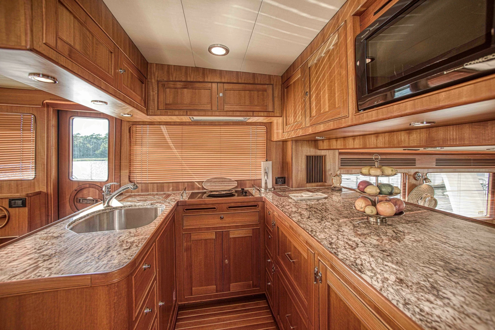 Marlow Explorer 49E Yacht For Sale