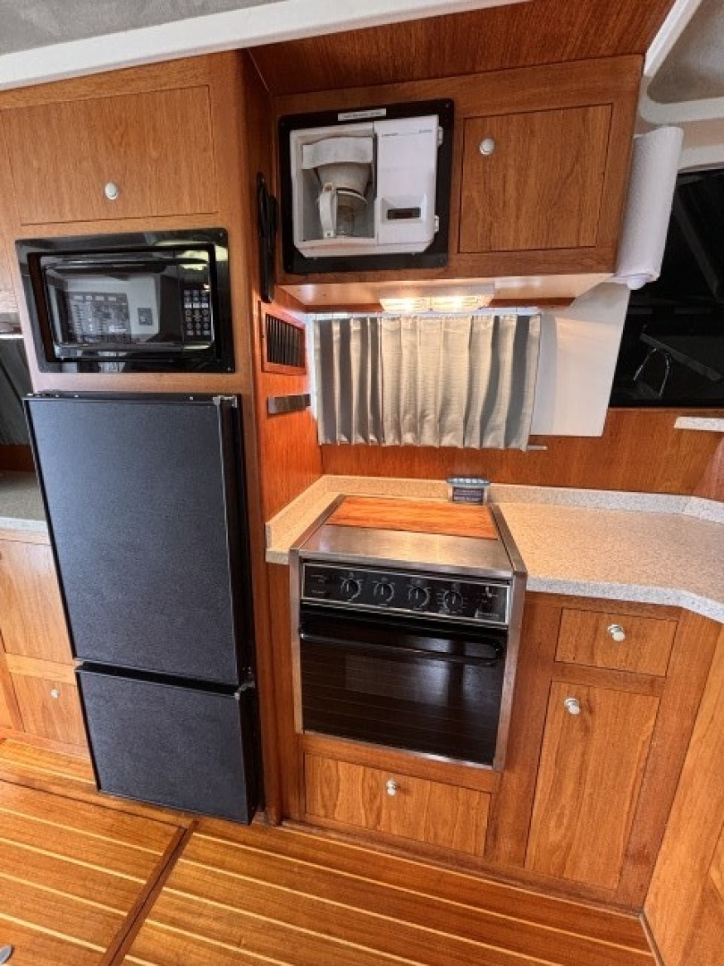 Dream Looper 39ft Mainship Yacht For Sale