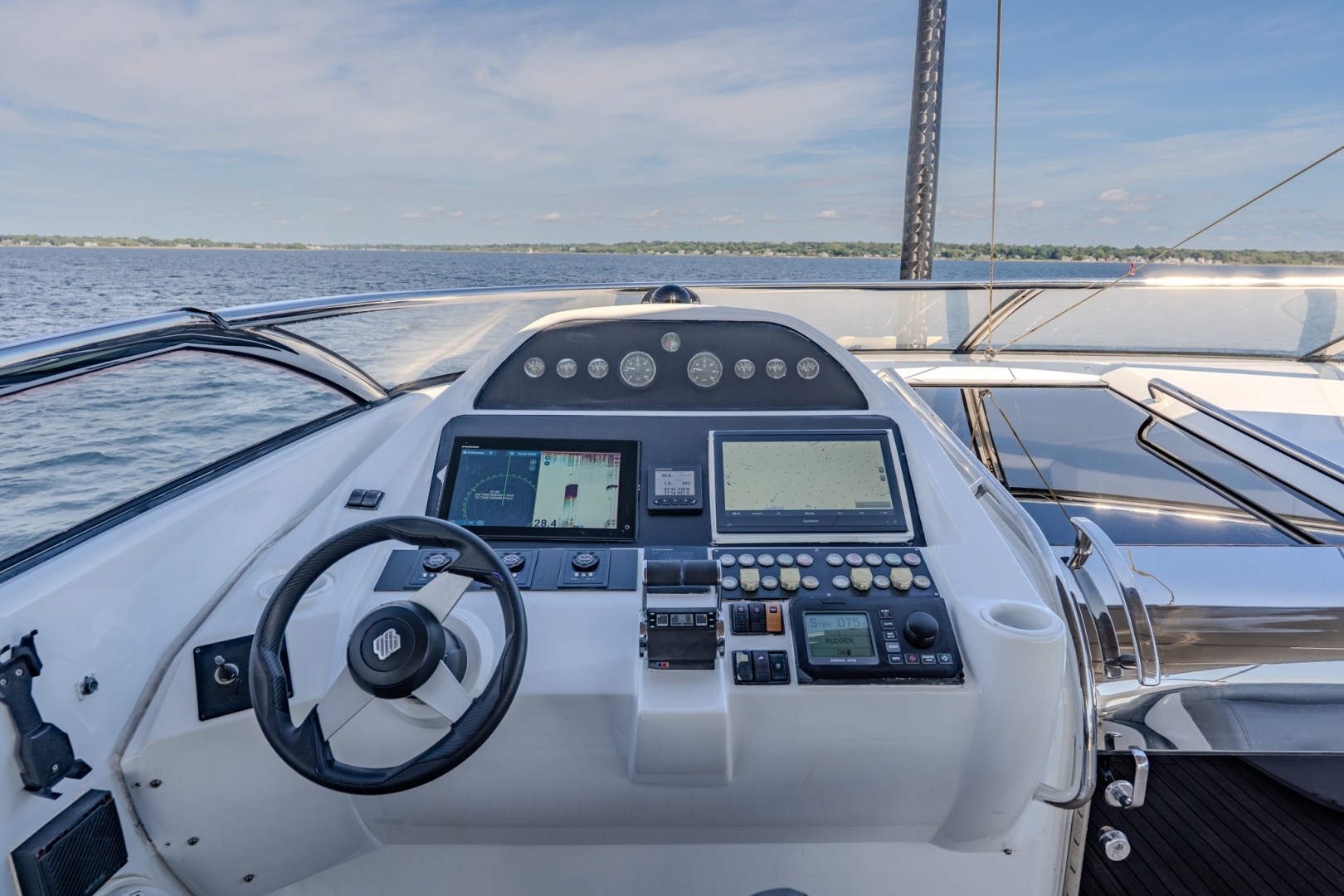 2004 Sunseeker 105 Yacht