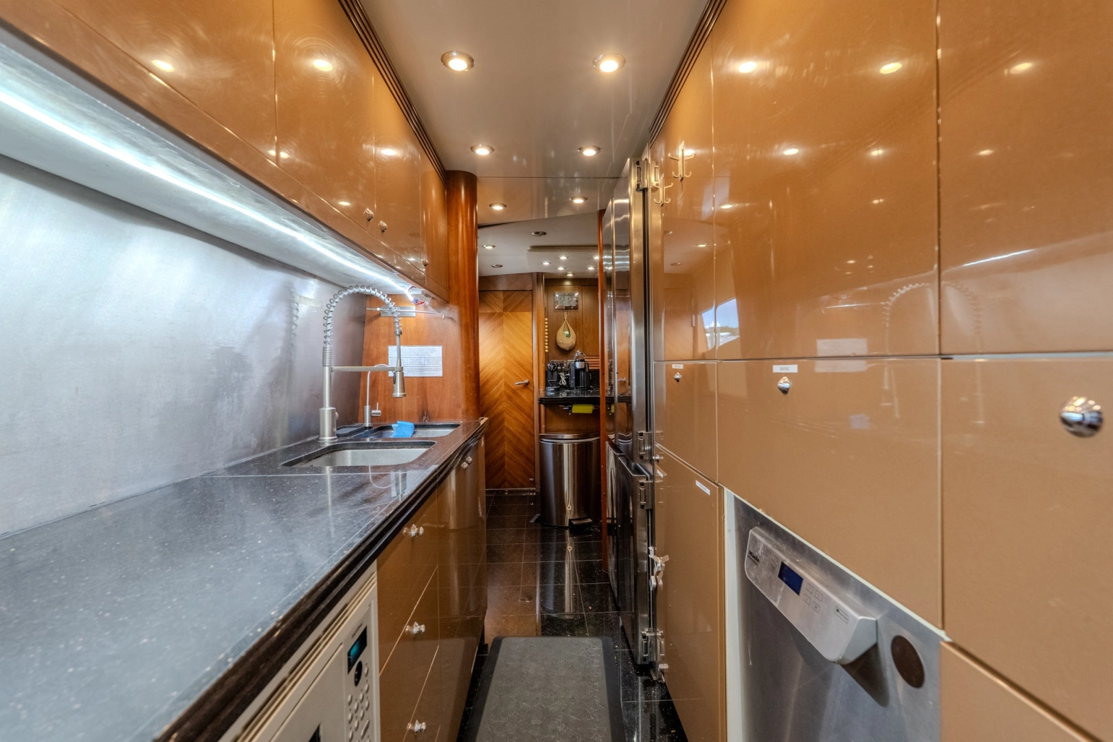 Sunseeker 105 Yacht Yacht For Sale