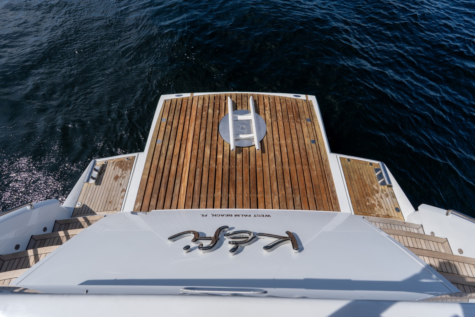 2004 Sunseeker 105 Yacht