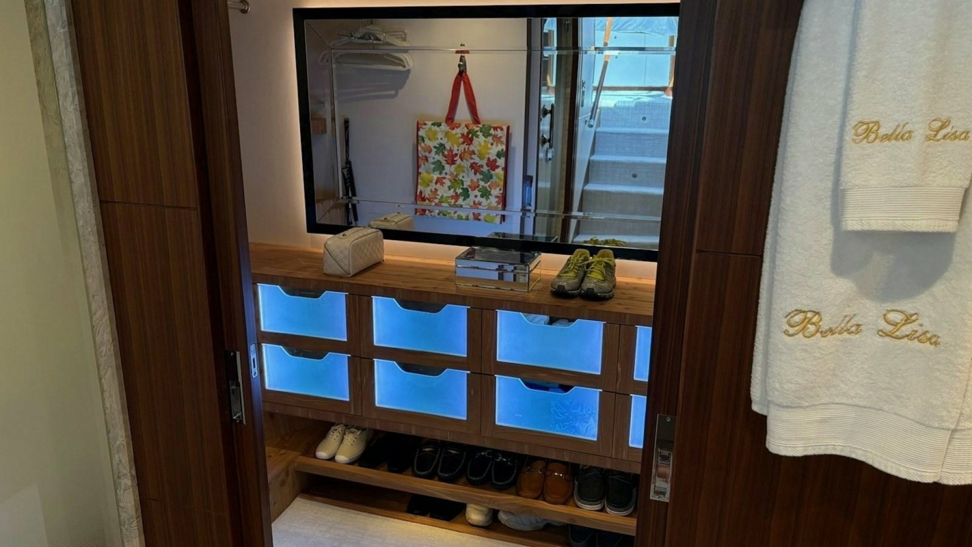 BELLA LISA 100ft Ocean Alexander Yacht For Sale
