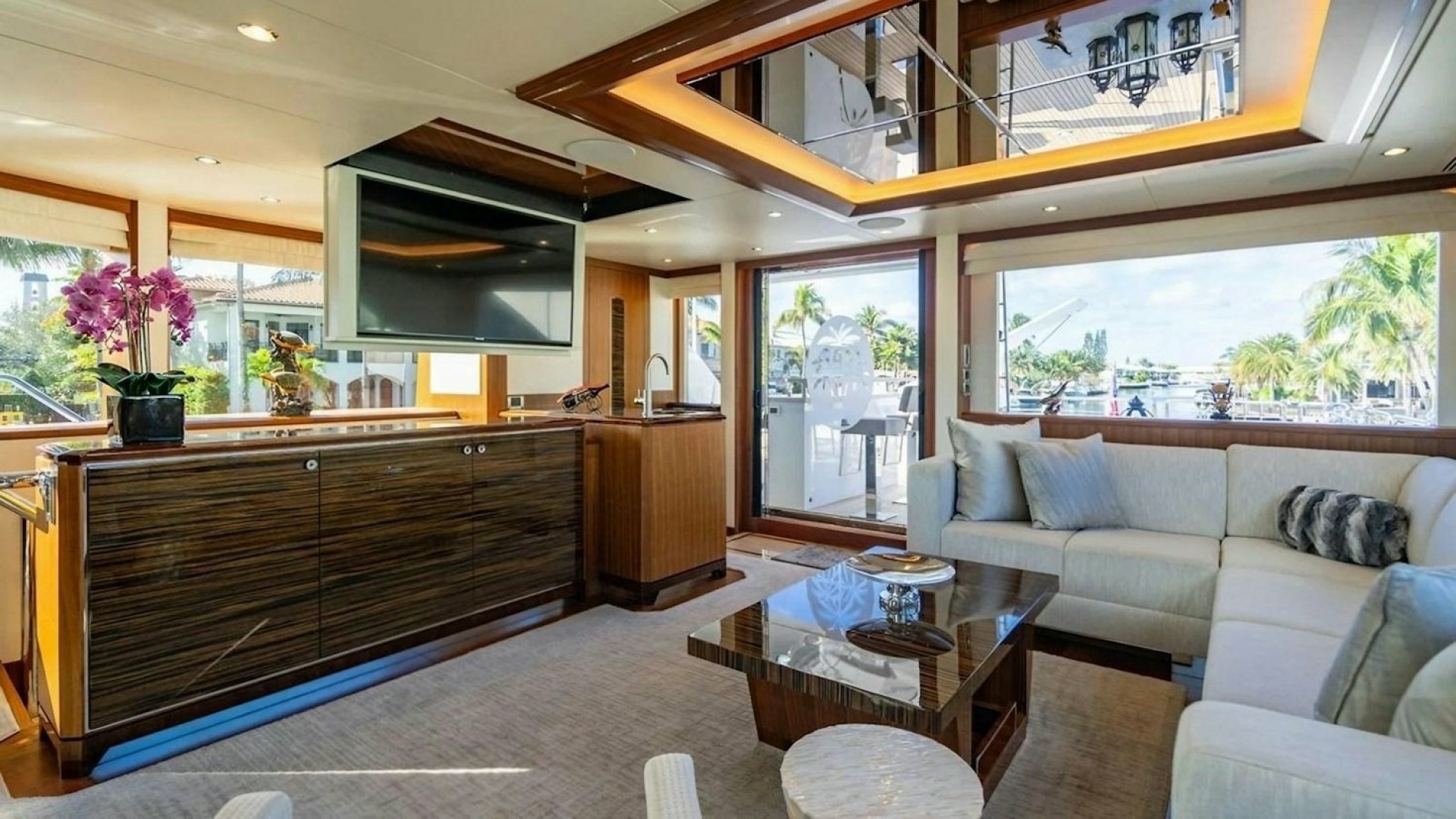 BELLA LISA 100ft Ocean Alexander Yacht For Sale