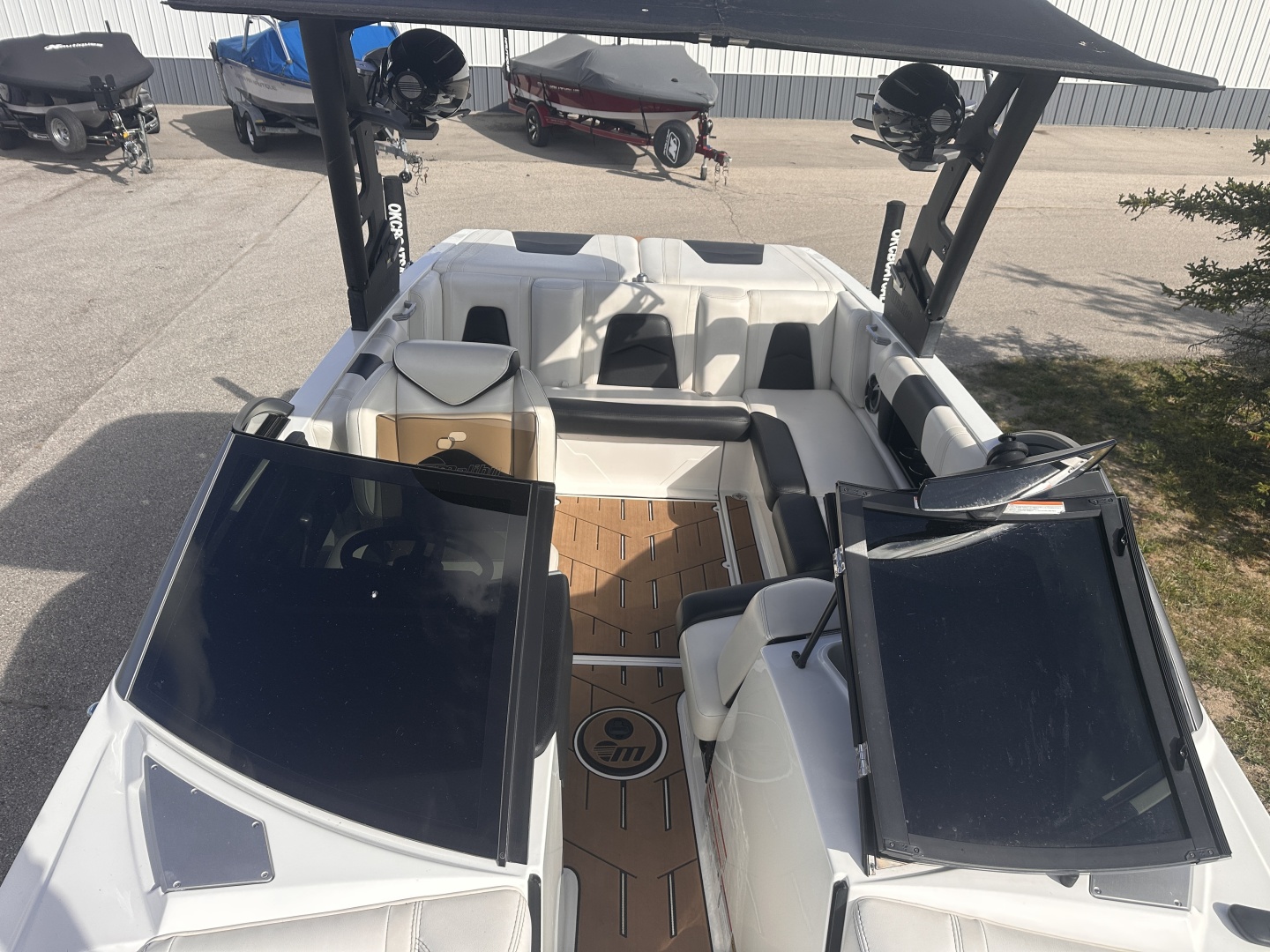 2019 Malibu 21 MLX WakeSetter