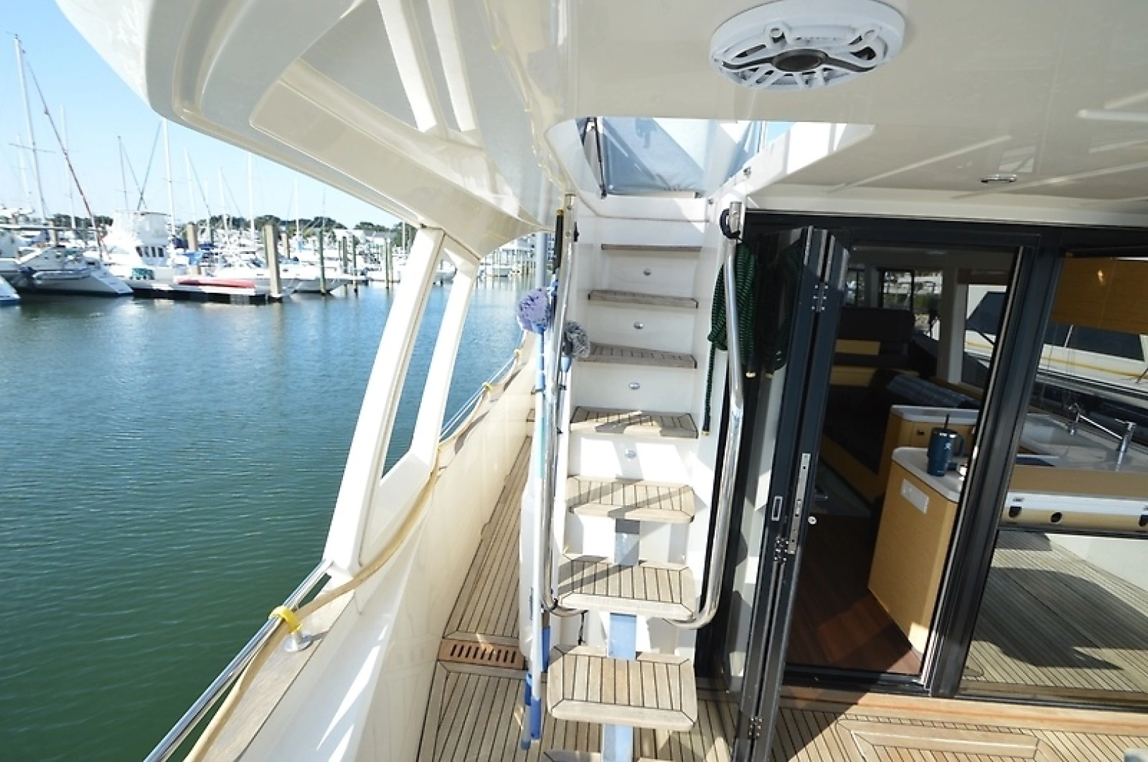 Greenline 48 Fly Hybrid Yacht For Sale