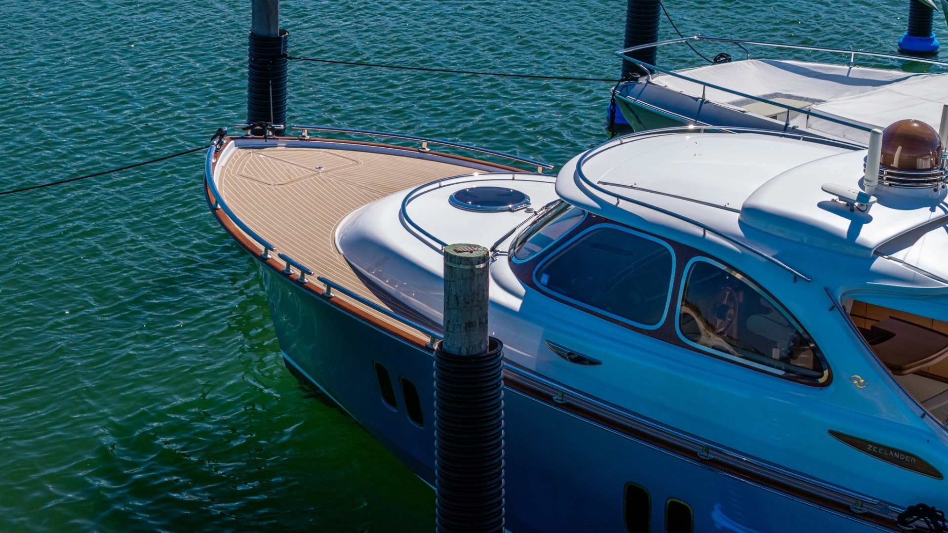 Zeelander  Yacht For Sale