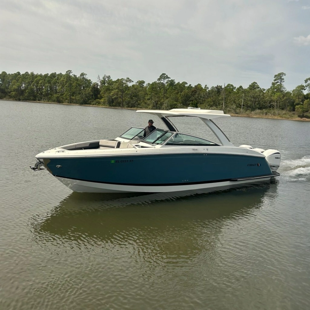 2023 Cobalt R33, photo 1 of 8