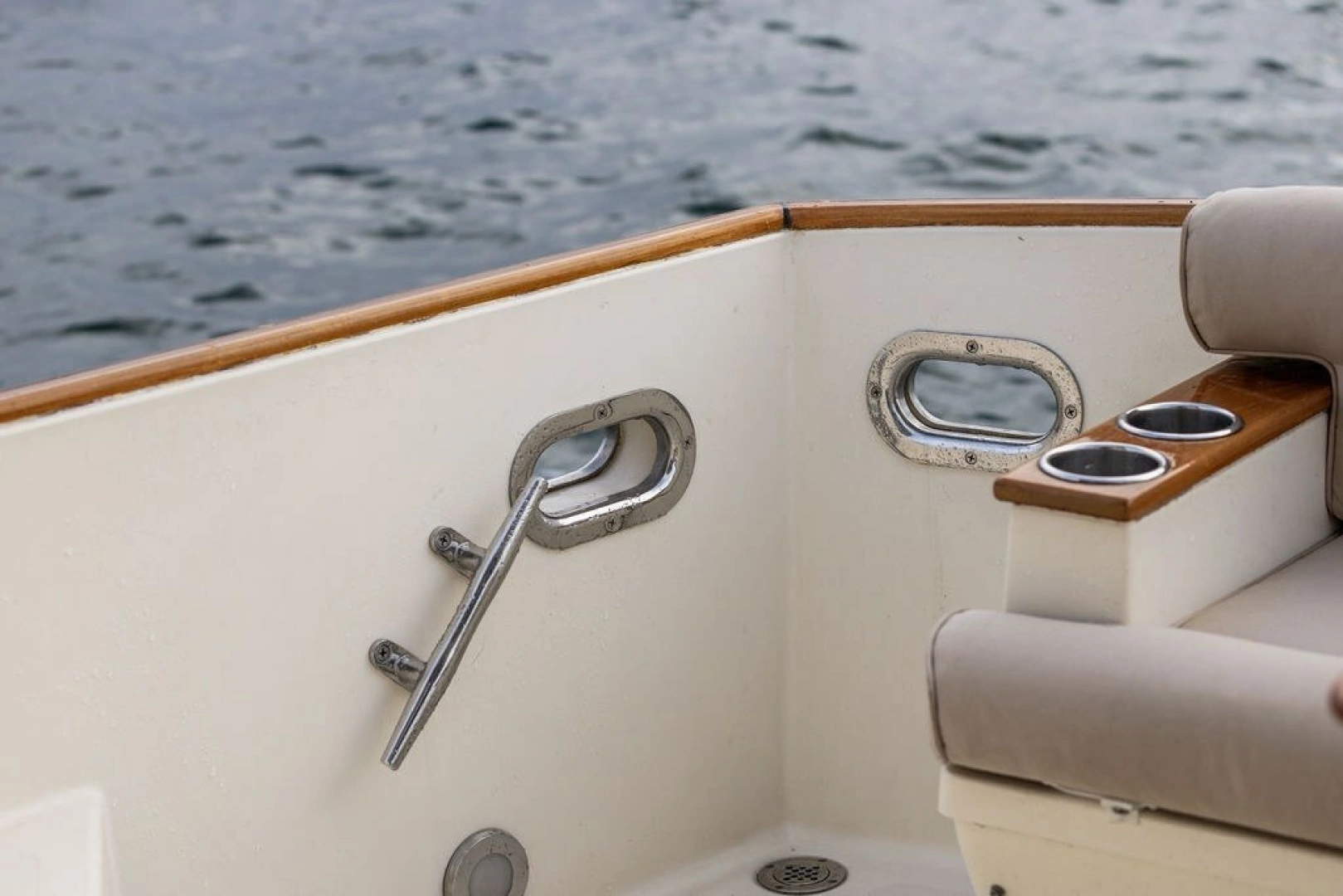 Legacy Yachts 32 Yacht For Sale