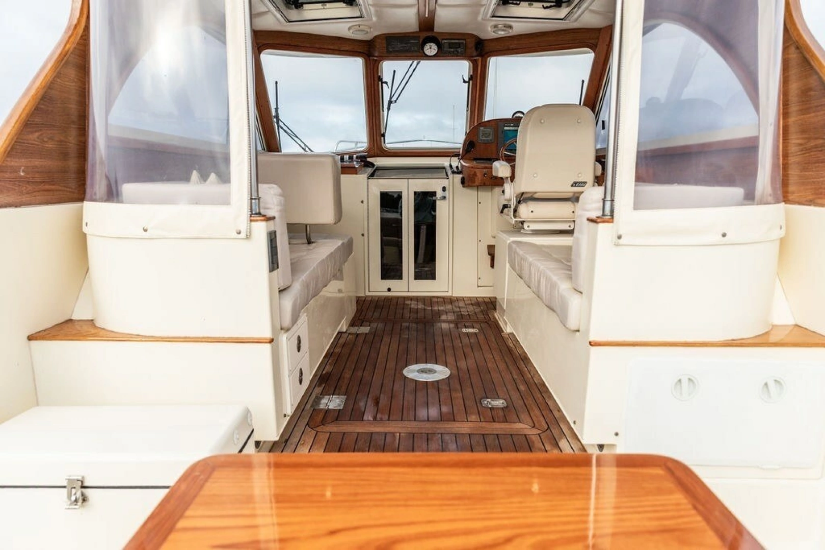 Legacy Yachts 32 Yacht For Sale
