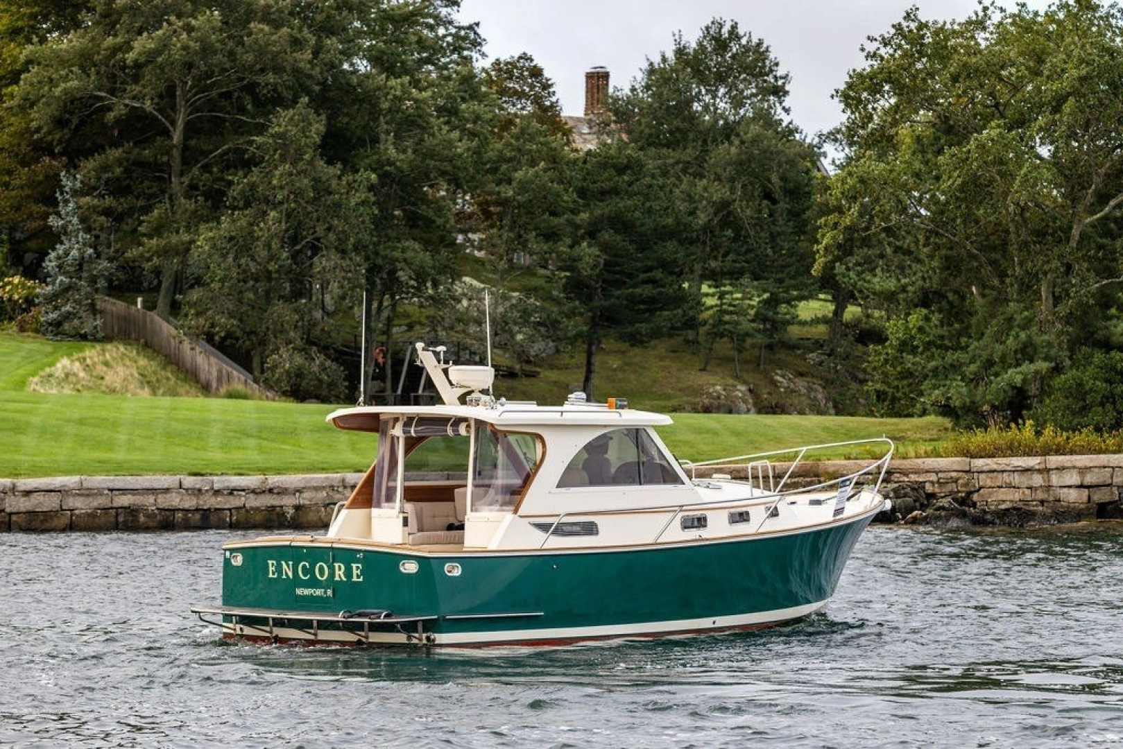 Legacy Yachts 32 Yacht For Sale