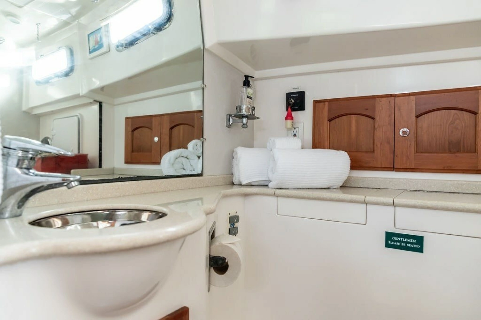 Legacy Yachts 32 Yacht For Sale