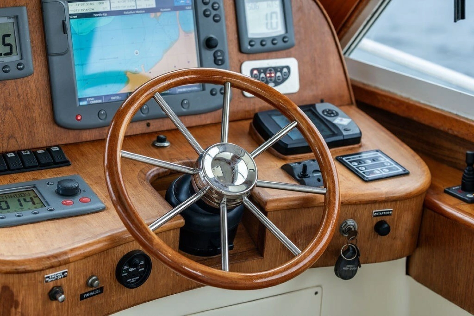 Legacy Yachts 32 Yacht For Sale