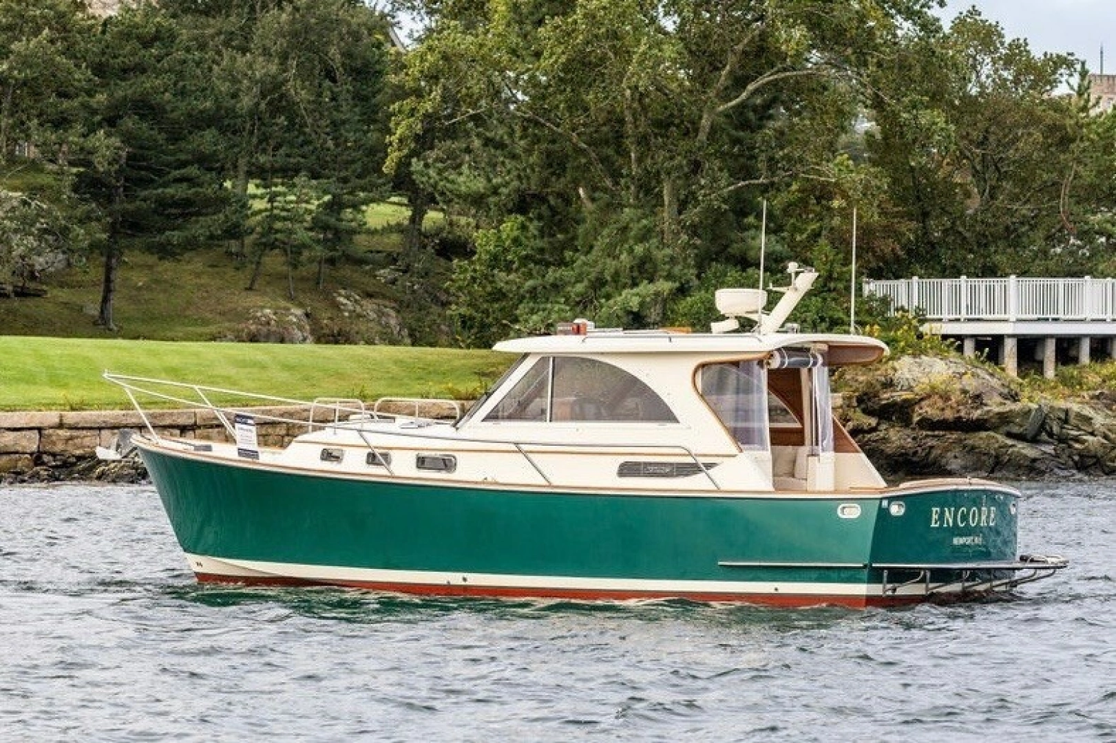 Legacy Yachts 32 Yacht For Sale