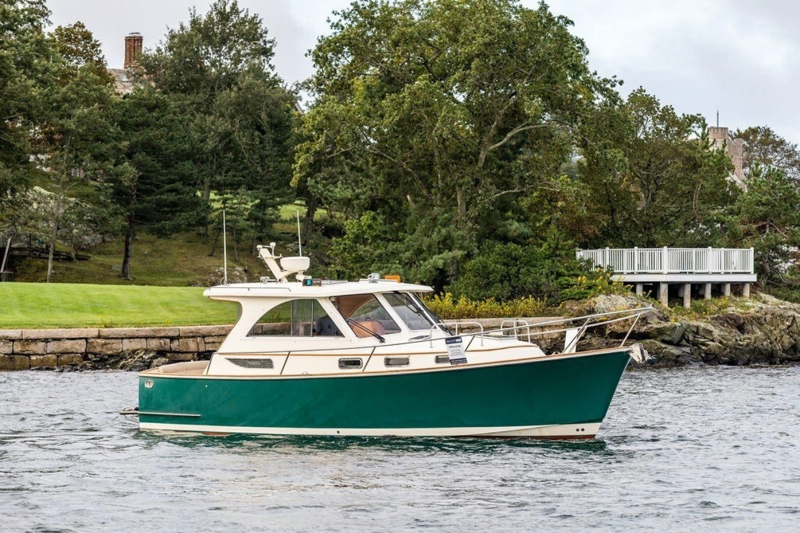 Legacy Yachts 32 Yacht For Sale