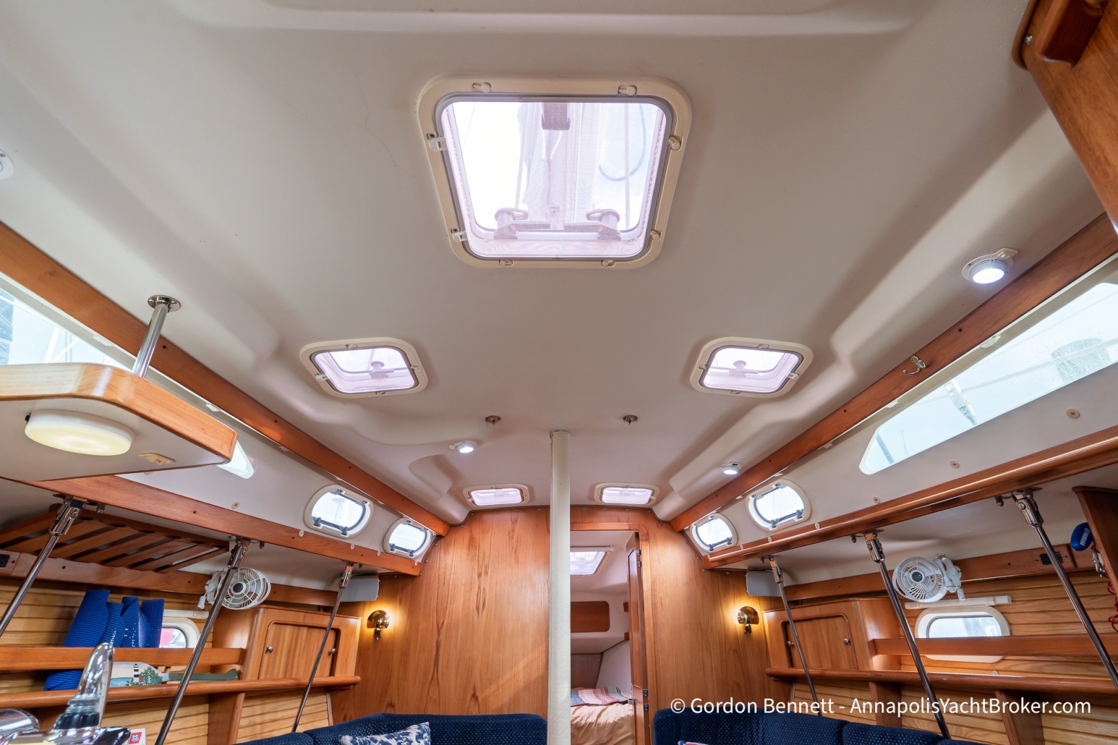 Water Colors 38ft Catalina Yacht For Sale