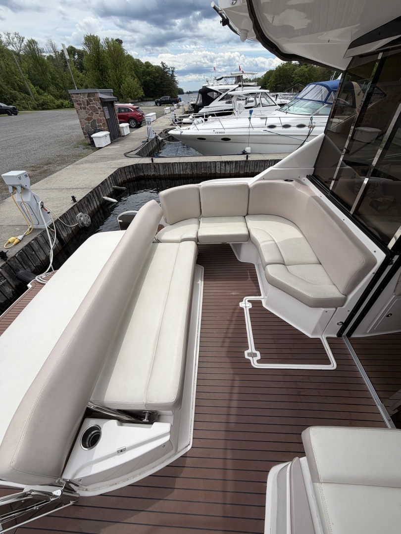 Knotty IV 46ft Regal Yacht For Sale