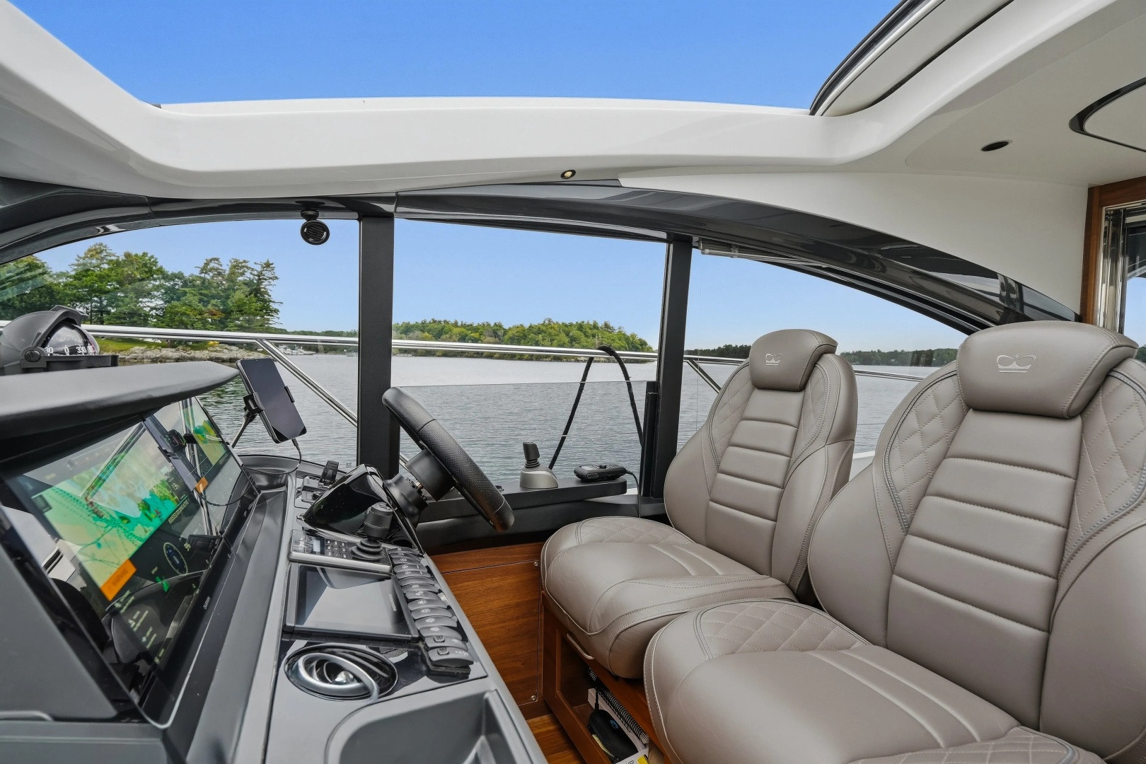 2023 Princess V50 Deck Saloon