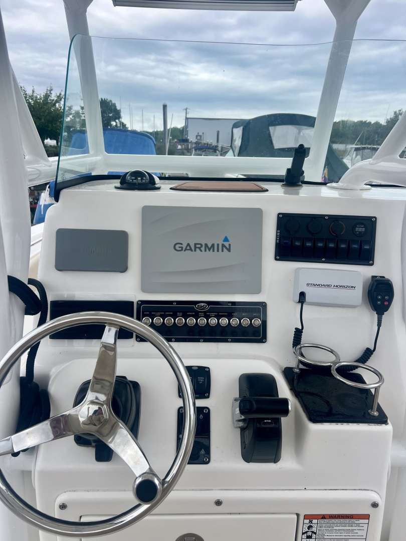 2018 Sea Fox 249 Avenger