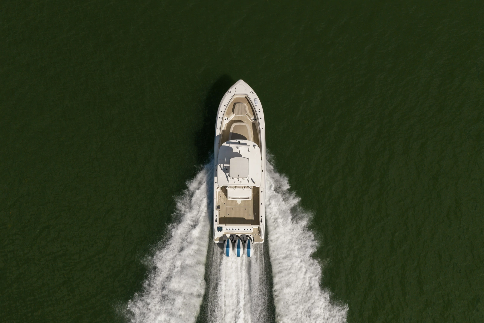 Boston Whaler 370 Outrage Yacht For Sale