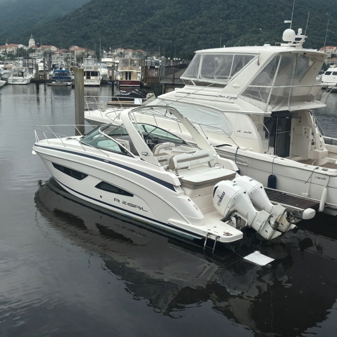 2018 Regal 33 XO