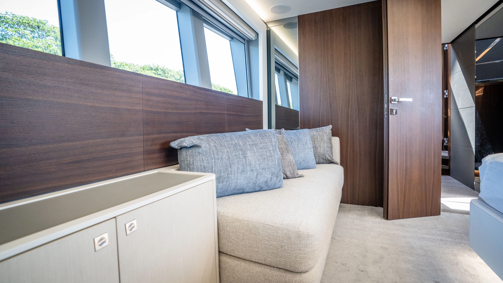 Astondoa Fly Yacht For Sale