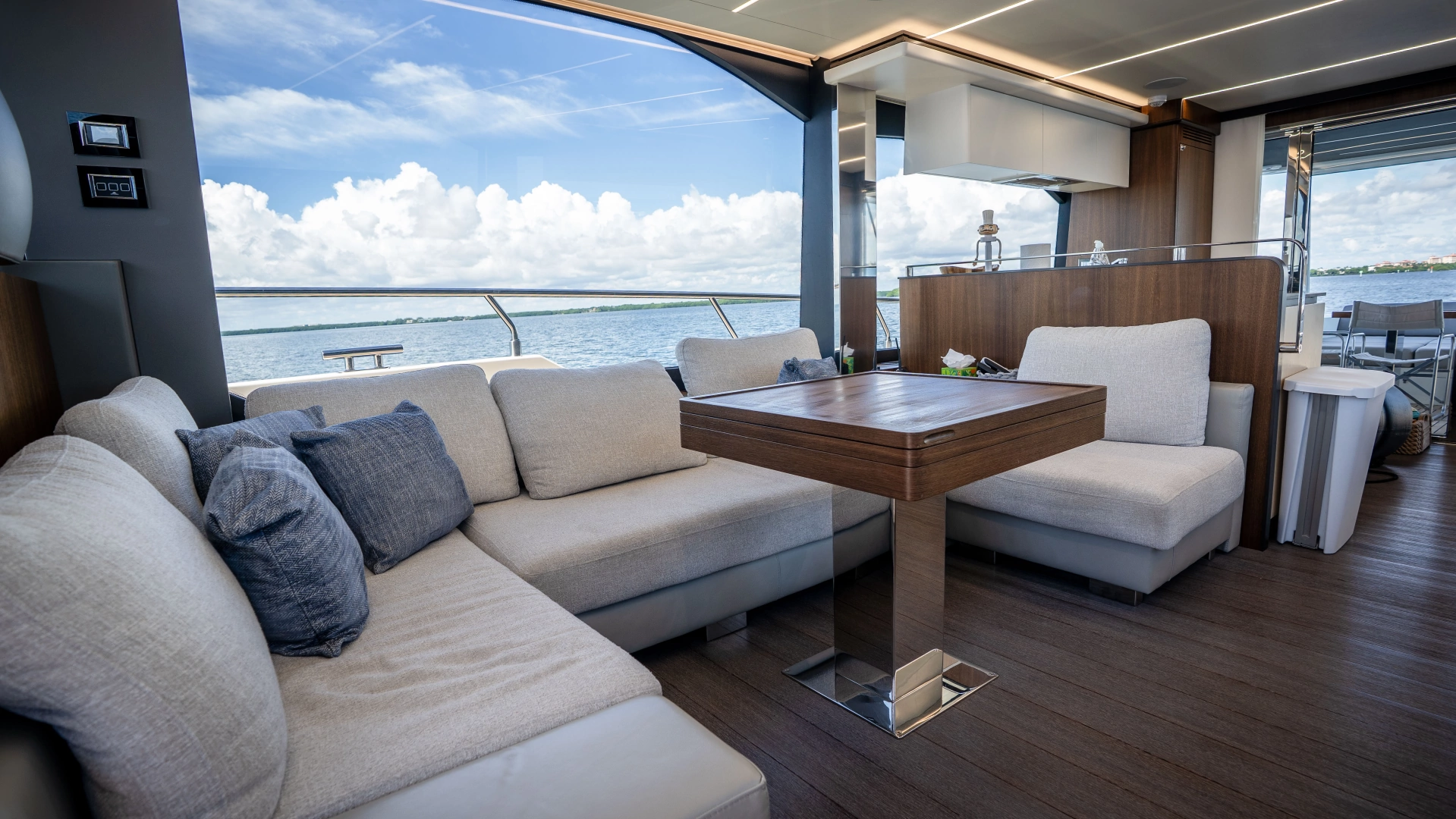 Astondoa Fly Yacht For Sale