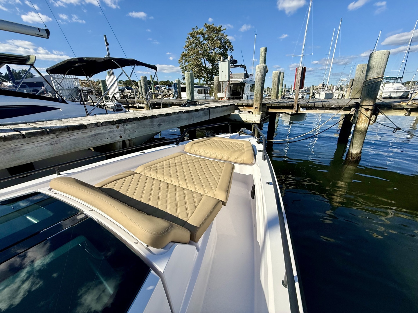 2021 Axopar 37 XC Cross Cabin