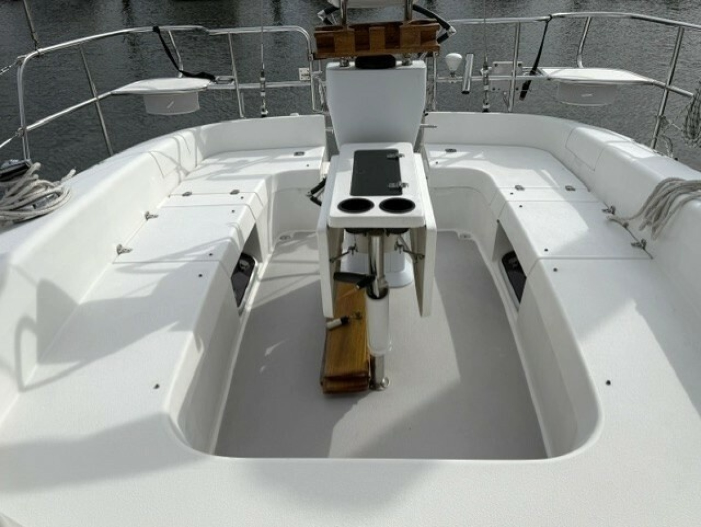 2009 Catalina 387