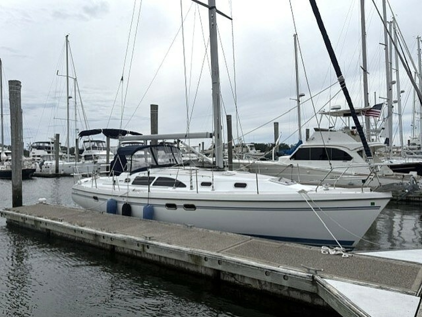 2009 Catalina 387