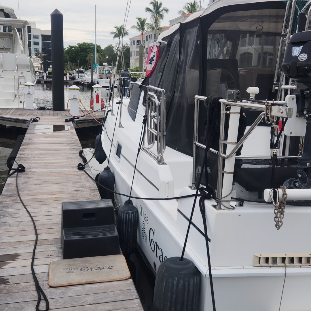16 Stern Port
