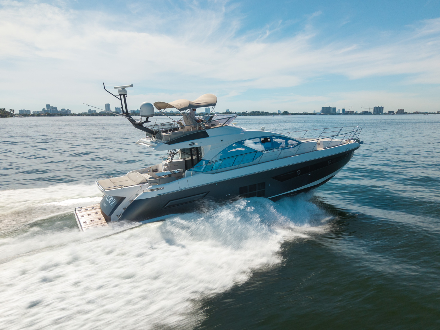 2022 Azimut S6