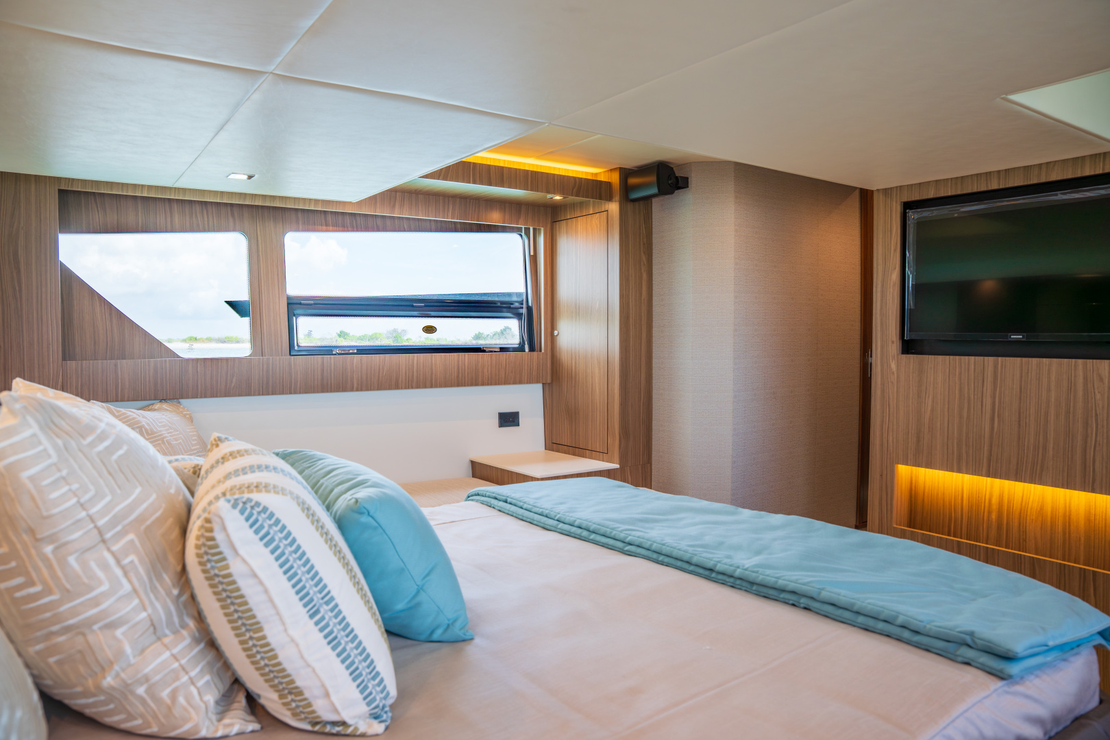 50ft Cruisers Yachts Yacht For Sale 50ft Cruisers Yachts Yacht For Sale