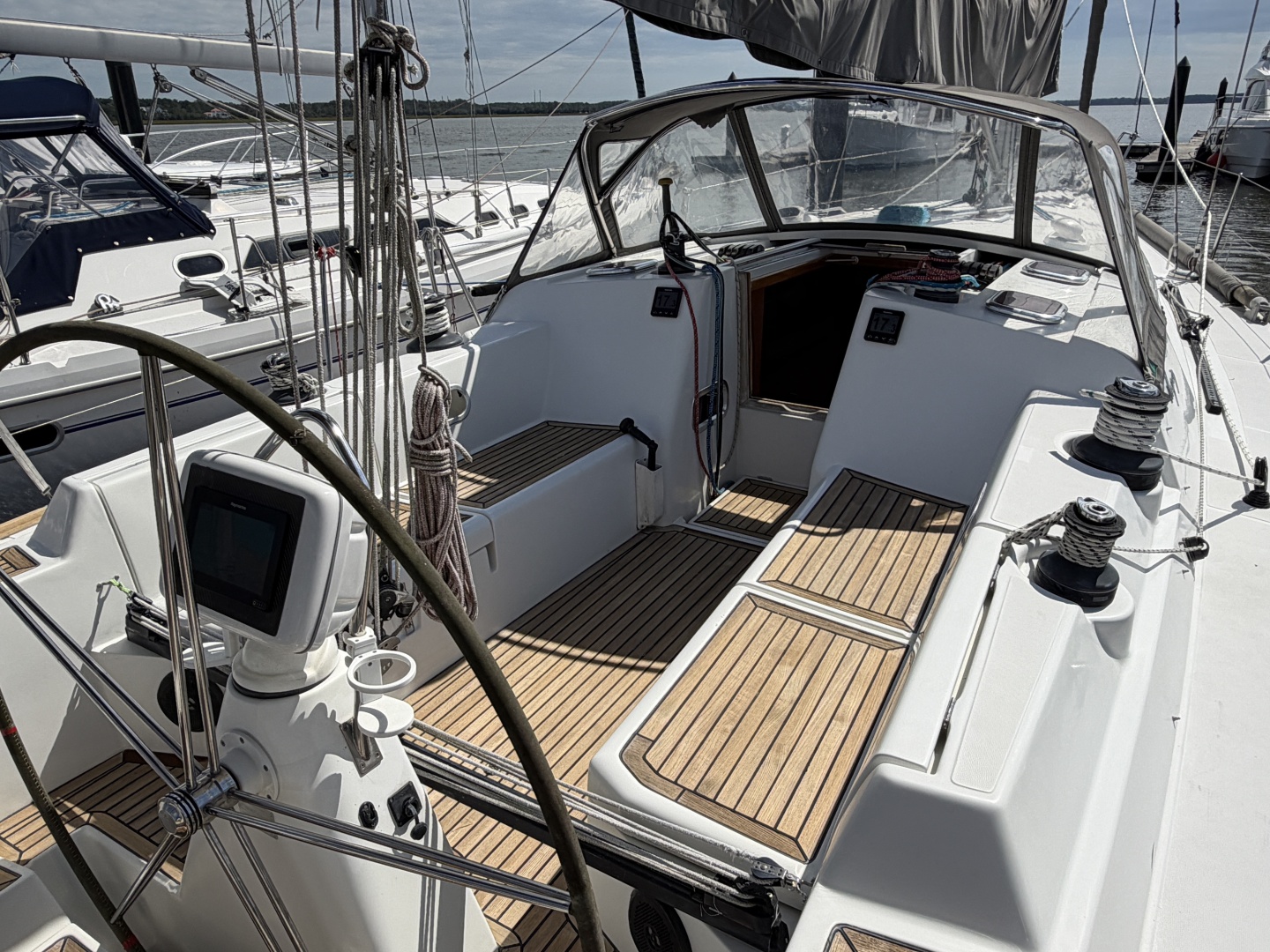 Island Flyer 40ft Wauquiez Yacht For Sale