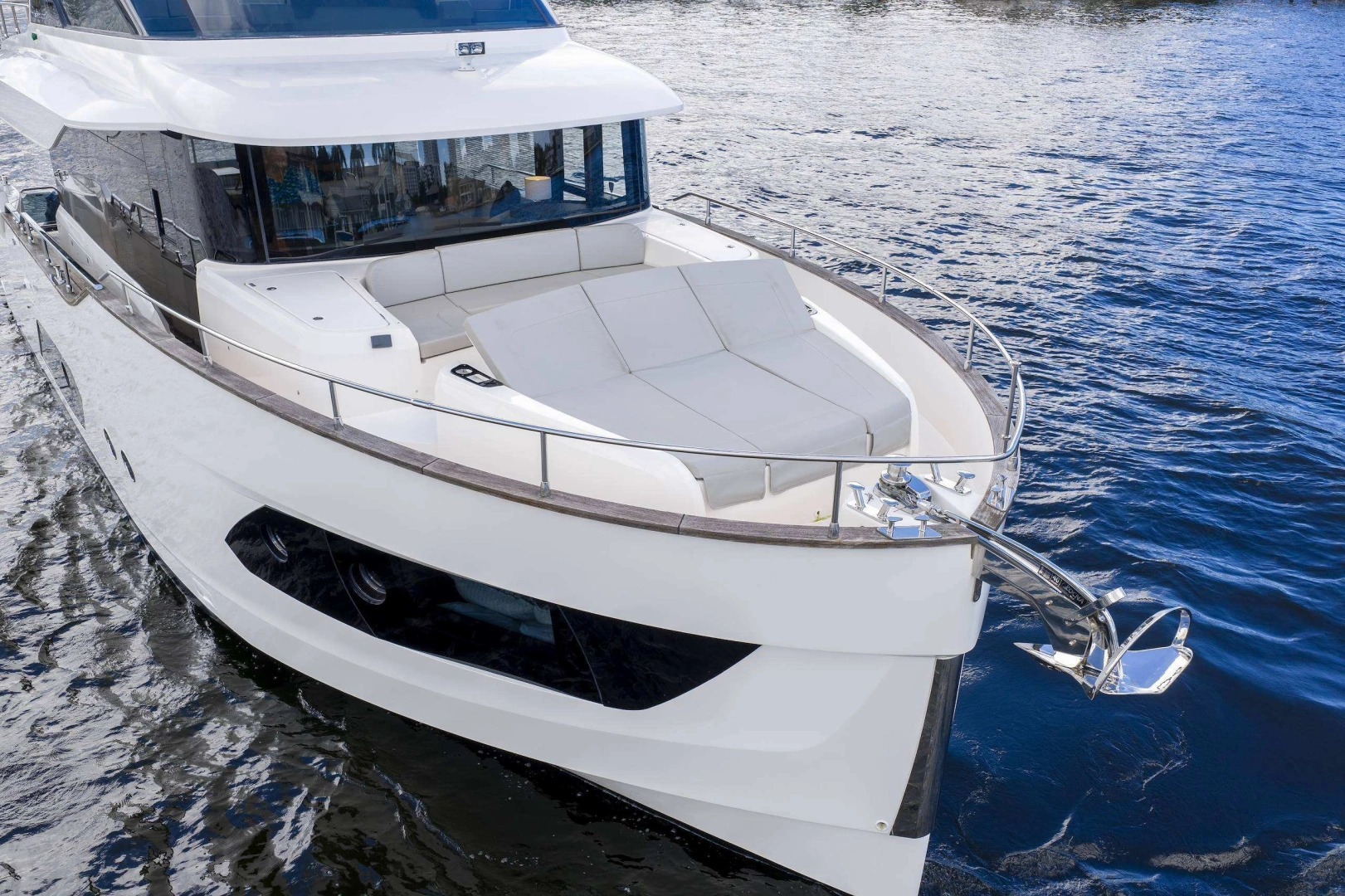 Absolute Navetta 58 Yacht For Sale