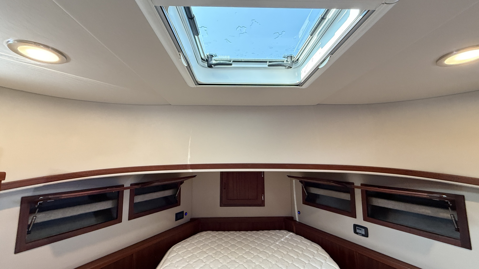 Reliant 36ft American Tug Yacht For Sale