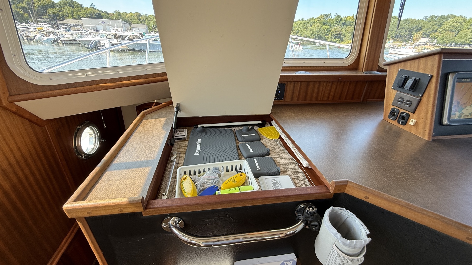Reliant 36ft American Tug Yacht For Sale
